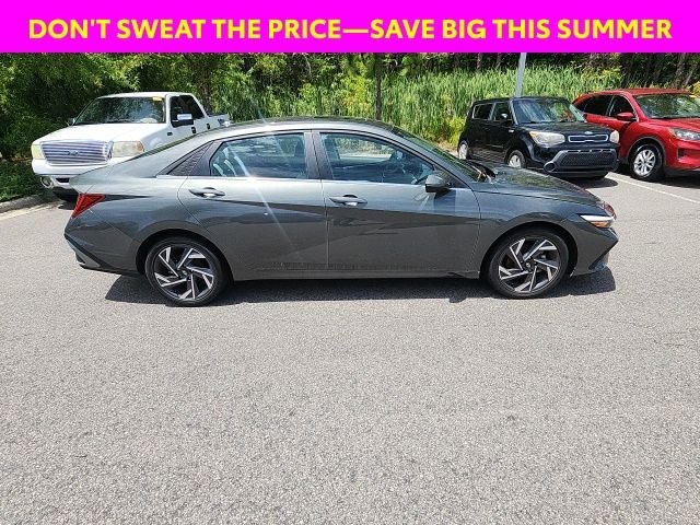 Used 2025 Gray Hyundai Limited image 12