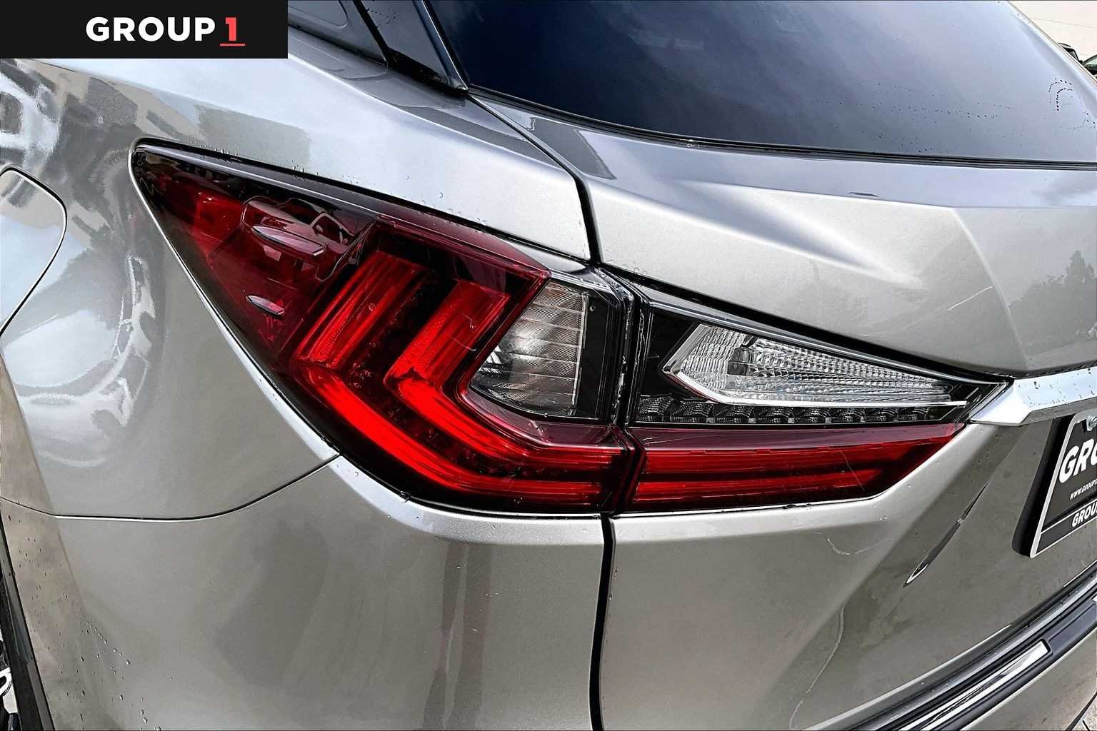 Used 2021 Atomic Silver Lexus  image 26