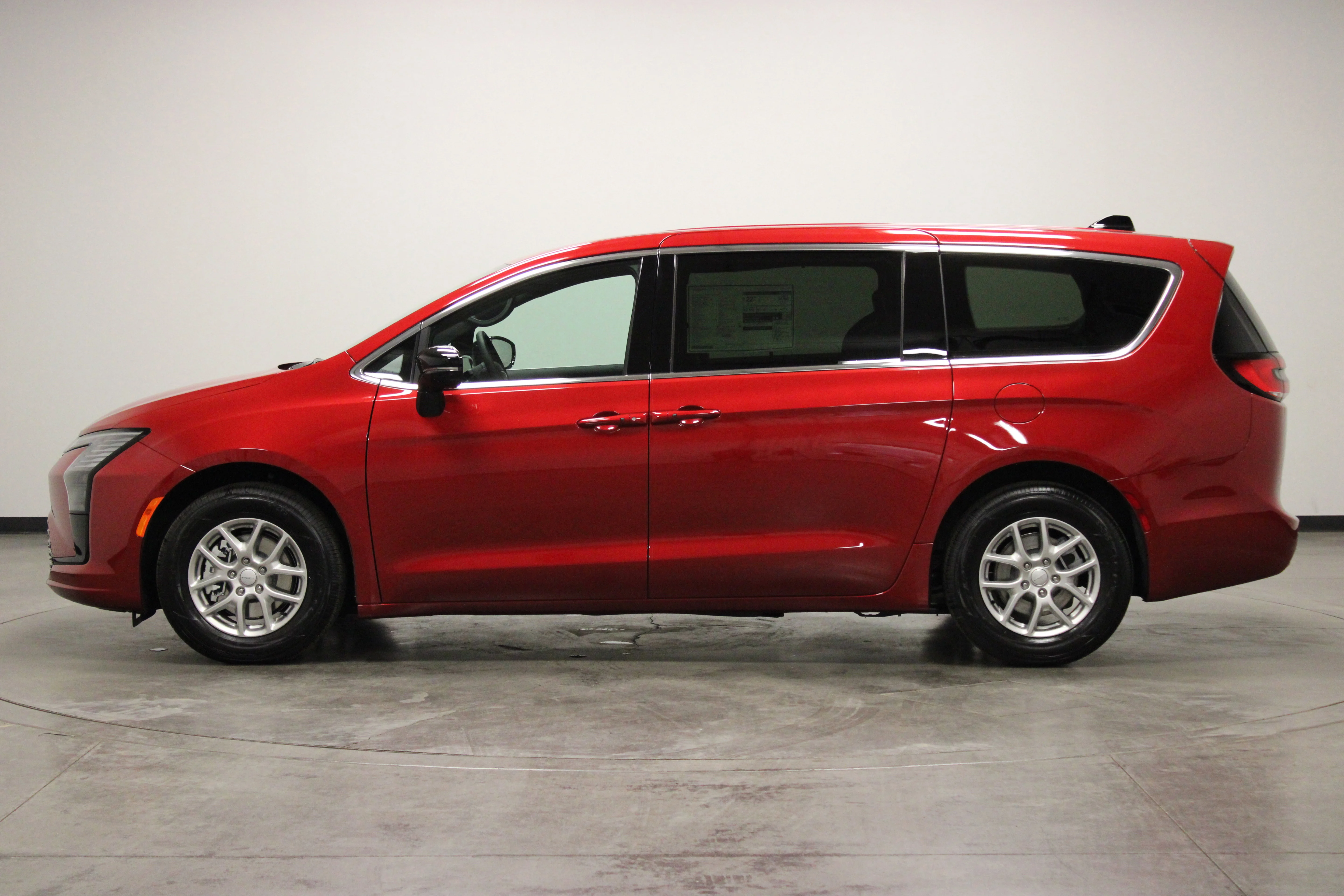 New 2027 Red Hot Pearl-Coat Exterior Paint Chrysler Select image 6