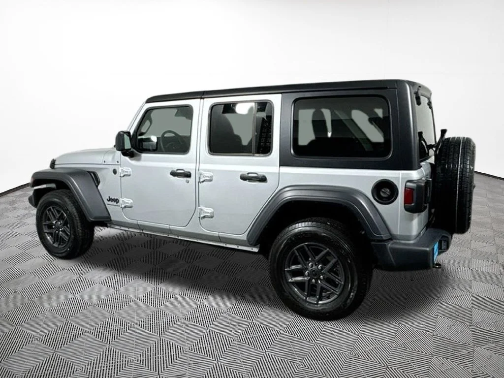 2024 Jeep Wrangler 4-Door Sport S - Photo 13