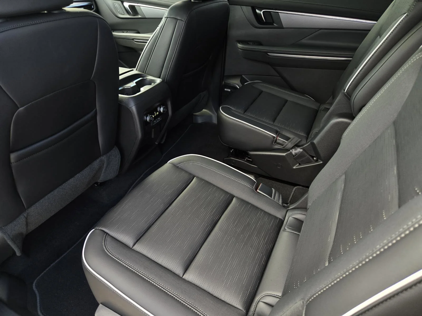 2026 Buick Enclave Sport Touring - Photo 6