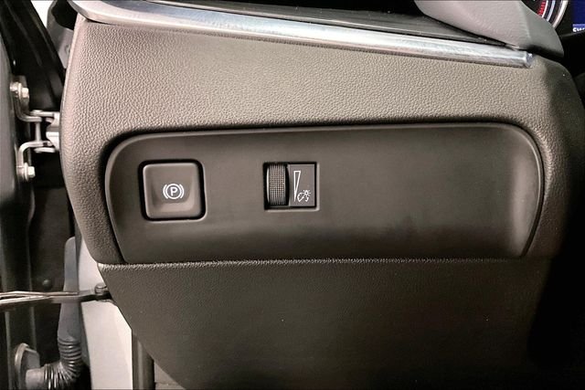Used 2023 Moonstone Gray Metallic Buick Essence image 38