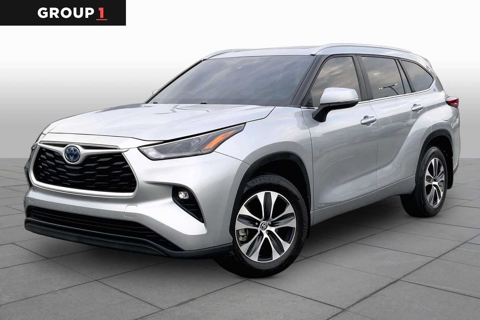 2023 Toyota Highlander Hybrid XLE