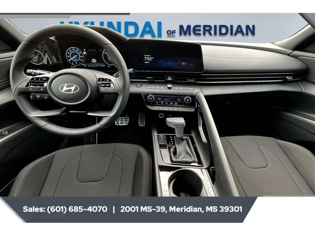 Certified Used 2025 SERENITY WHITE Hyundai SEL Sport image 5