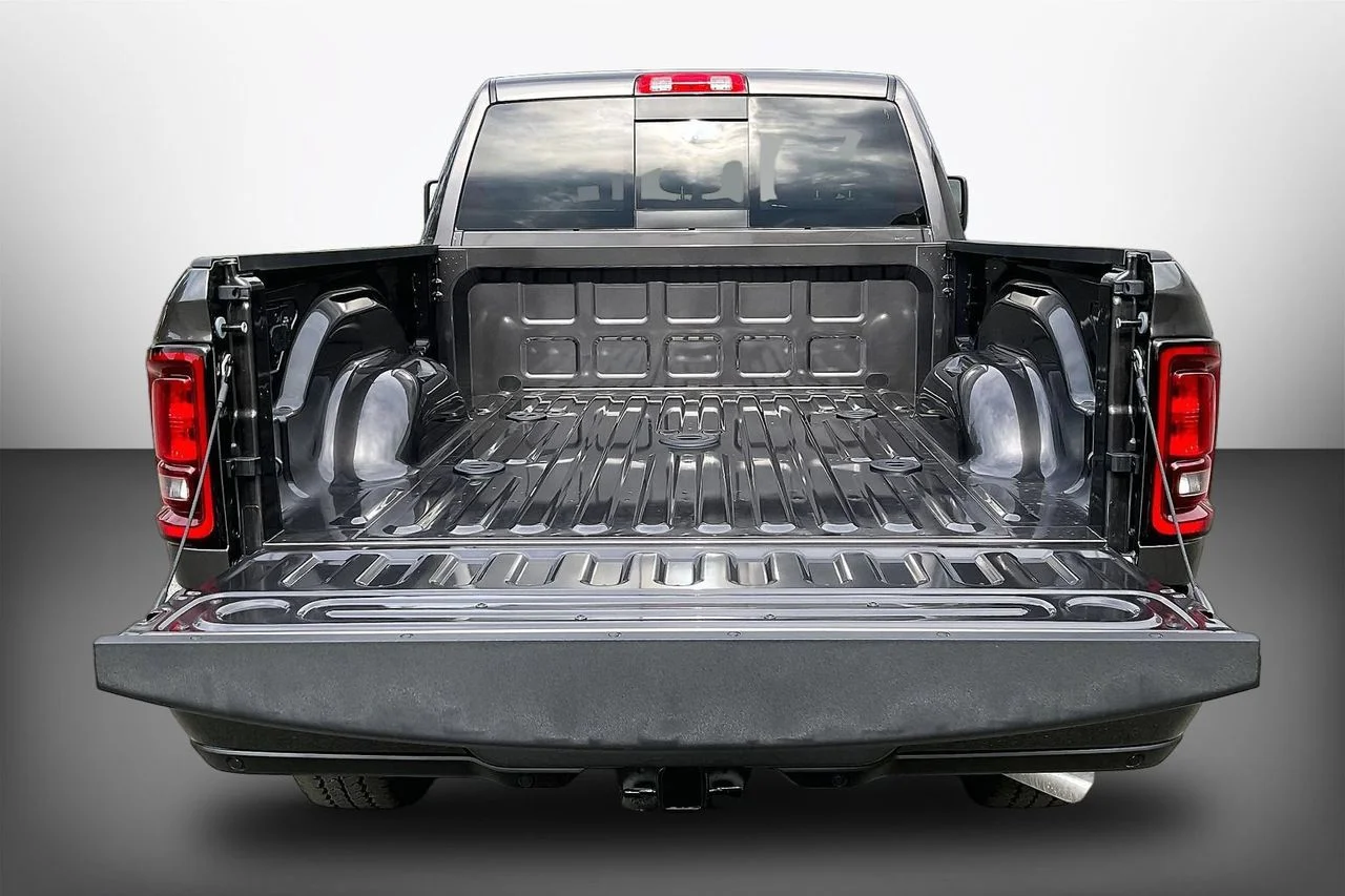 New 2026 Granite Crystal Metallic Clearcoat RAM  image 24