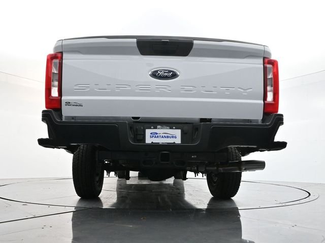 New 2026 Oxford White Ford F-350® XL image 31