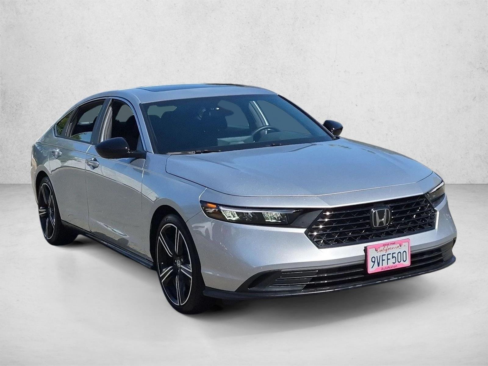 Used 2025 Solar Silver Metallic Honda Sport image 3
