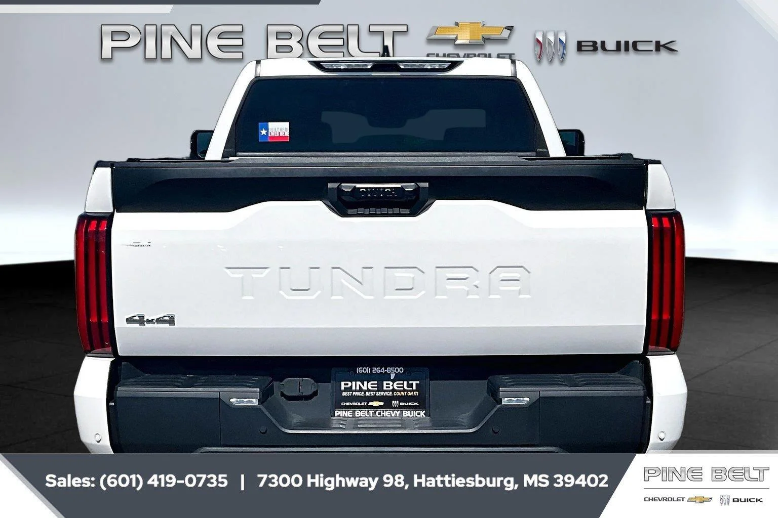 Used 2023 Ice Cap Toyota SR5 image 4