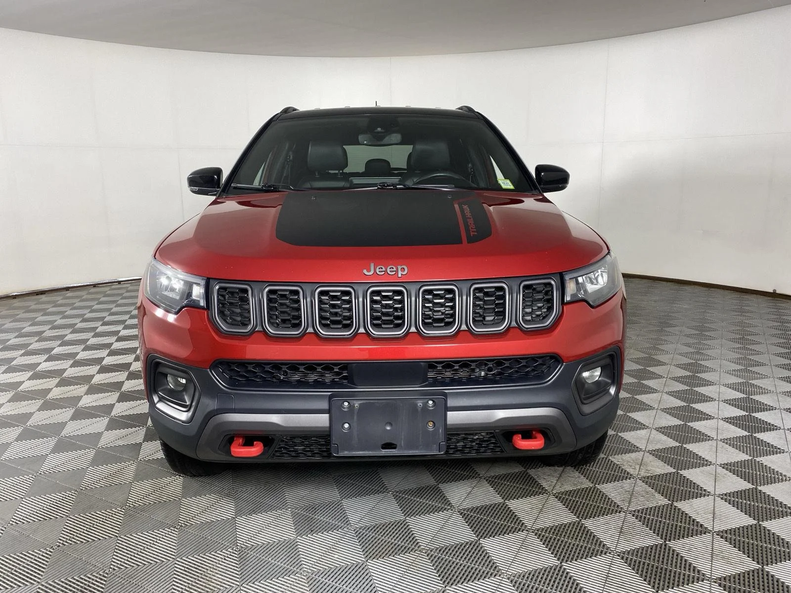 Used 2024 Red Hot Pearlcoat Jeep Trailhawk image 5