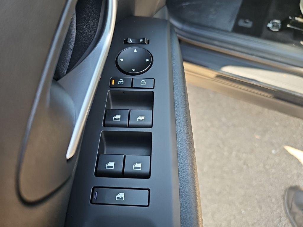 New 2026 Black Hyundai SEL Premium AWD image 12
