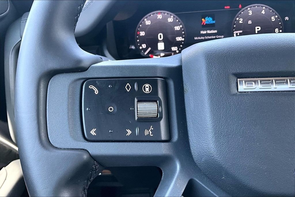 Used 2025 Fuji White Land Rover X-Dynamic SE image 19