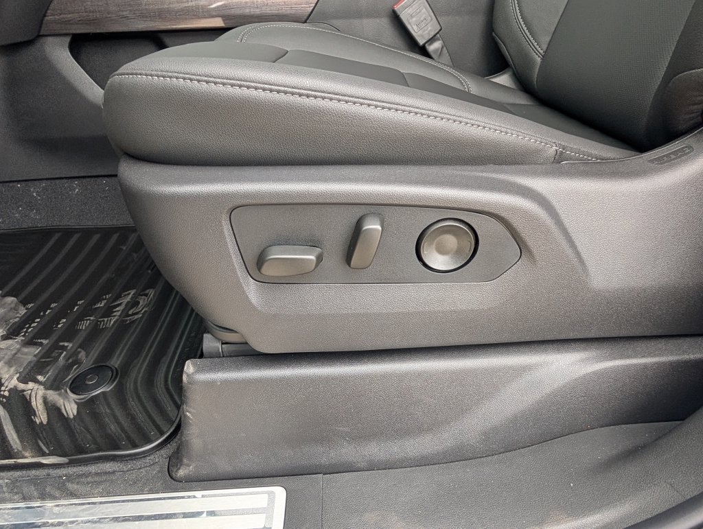 2026 Chevrolet Silverado 3500 HD LTZ - Photo 11