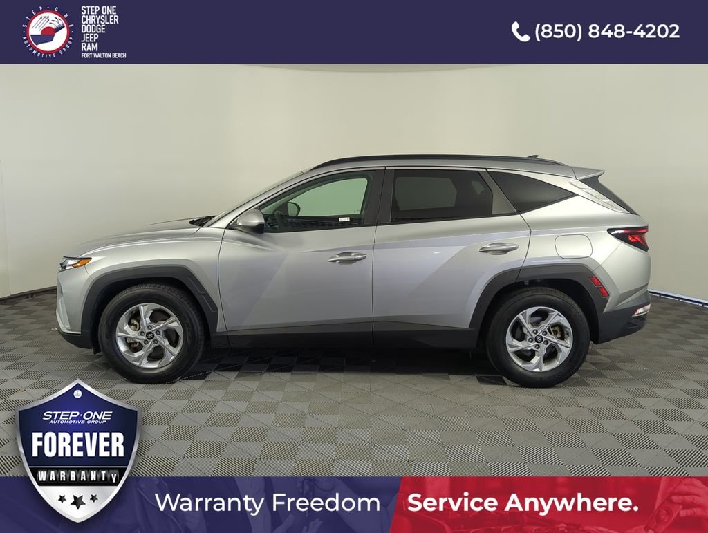 Used 2024 Silver Hyundai SEL image 3