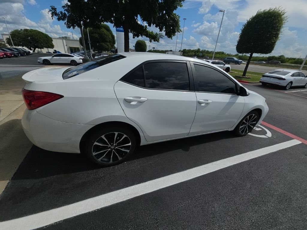Used 2019 Super White Toyota SE image 3
