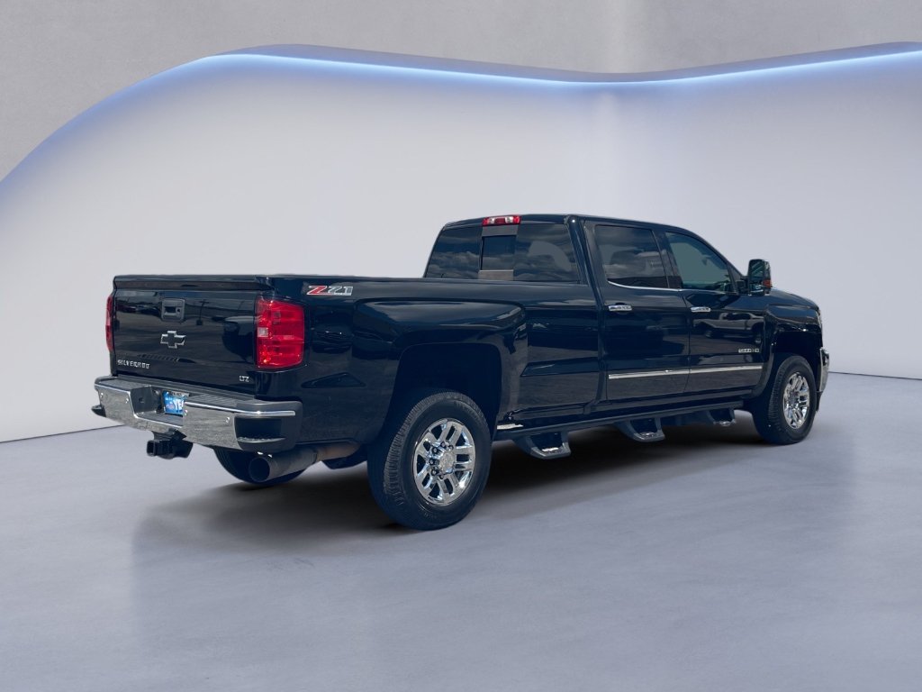 Used 2016 Black Chevrolet LTZ image 16