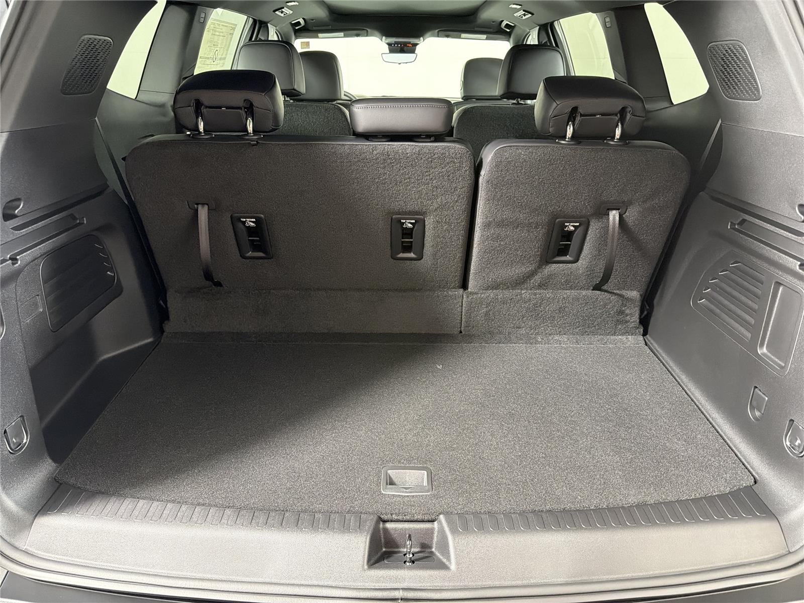 2026 GMC Acadia Elevation - Photo 17