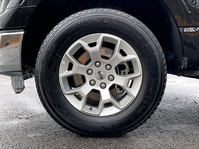 Used 2023 Black Ford XLT image 22