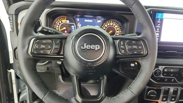 Used 2025 Gray Jeep Sport S image 28
