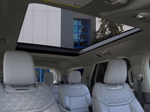 New 2026 Agate Black Metallic Ford Platinum™ image 22