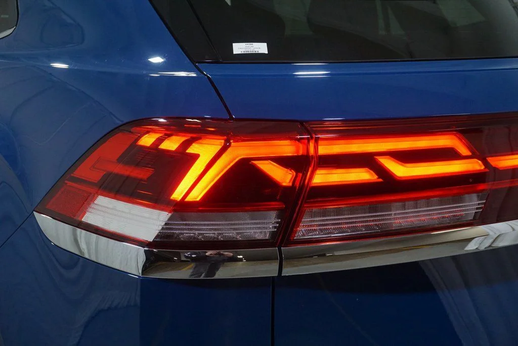 2025 Volkswagen Atlas Cross Sport SE w/Tech - Photo 37