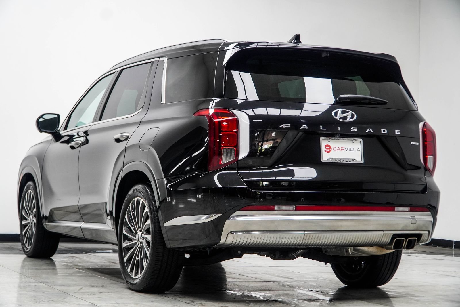 Used 2025 Black Hyundai Calligraphy image 11