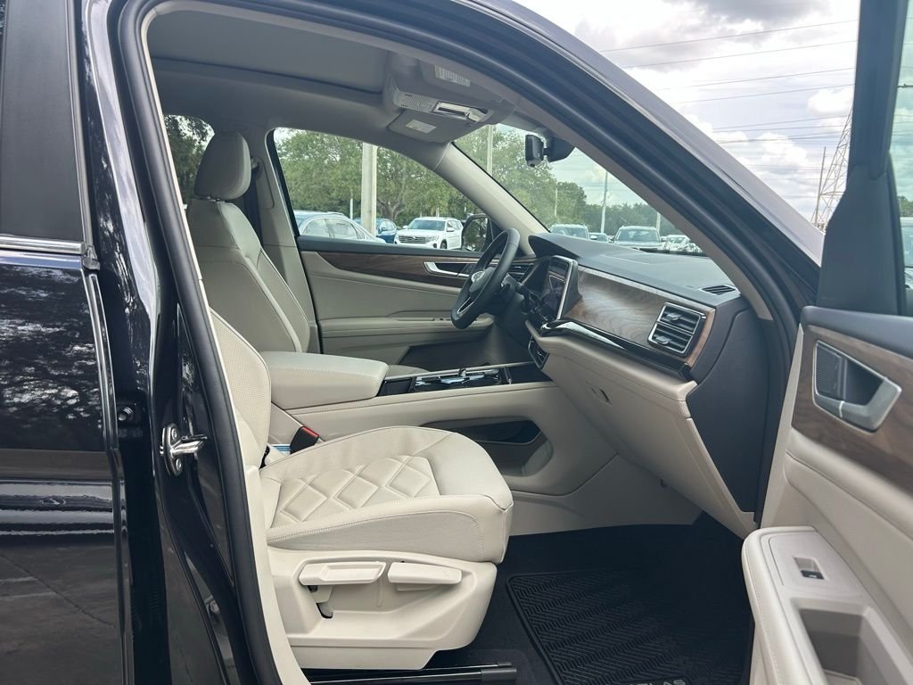 2026 Volkswagen Atlas SE w/Tech - Photo 29