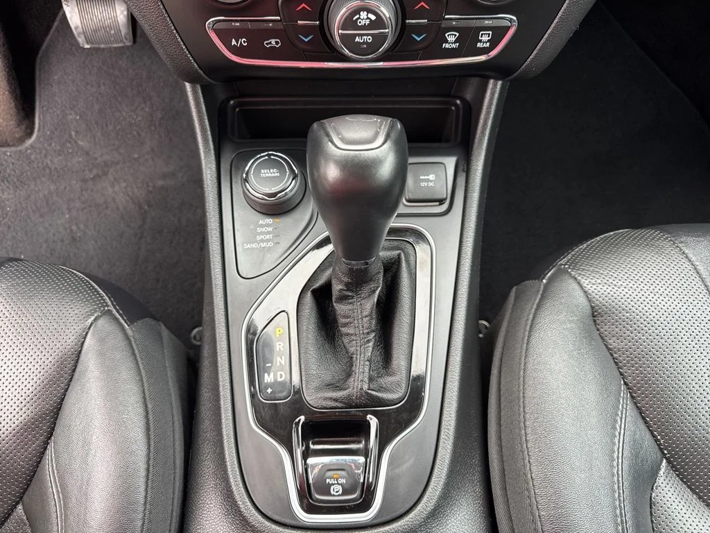 Used 2019 Black Jeep Limited image 42