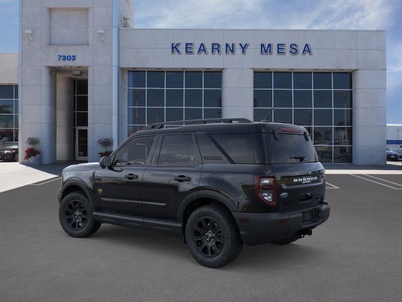 New 2025 Shadow Black Ford Badlands image 4