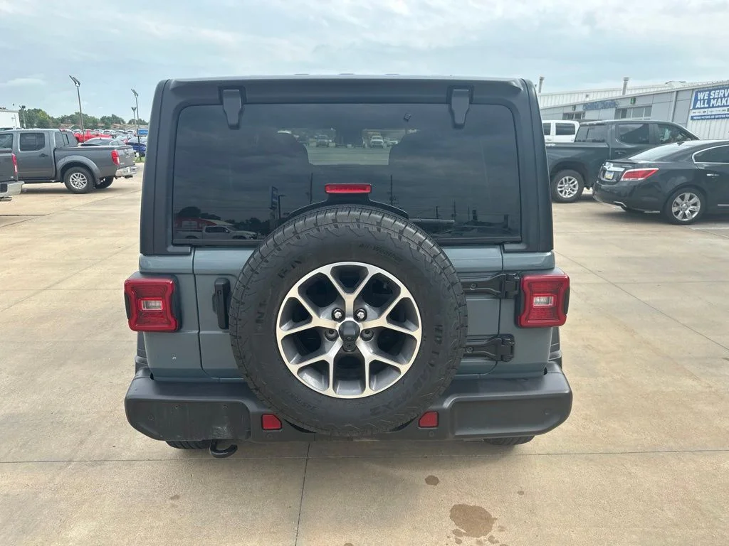 Used 2024 Gray Jeep Sport S image 31