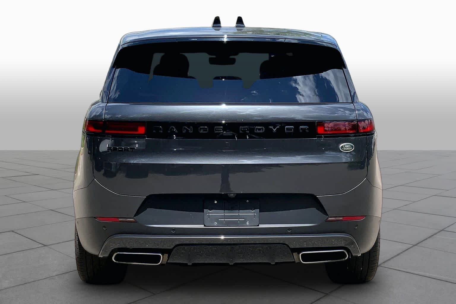 Used 2023 Carpathian Grey Premium Metallic Land Rover SE image 5