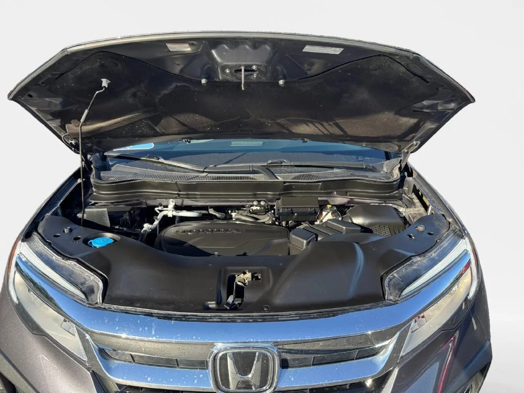 Certified Used 2022 Modern Steel Metallic Honda AWD ELITE image 50
