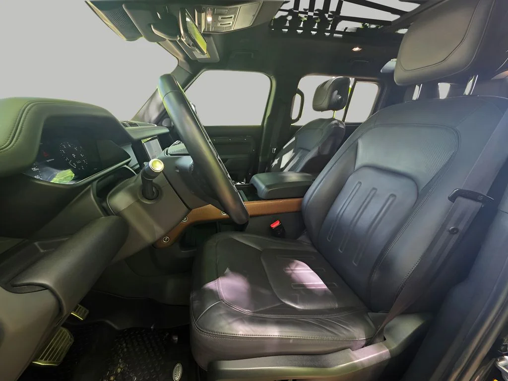 Used 2020 Santorini Black Land Rover 110 X image 16