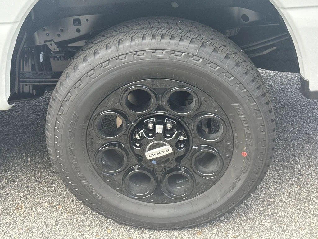 New 2026 Avalanche Ford F-250® XLT image 19