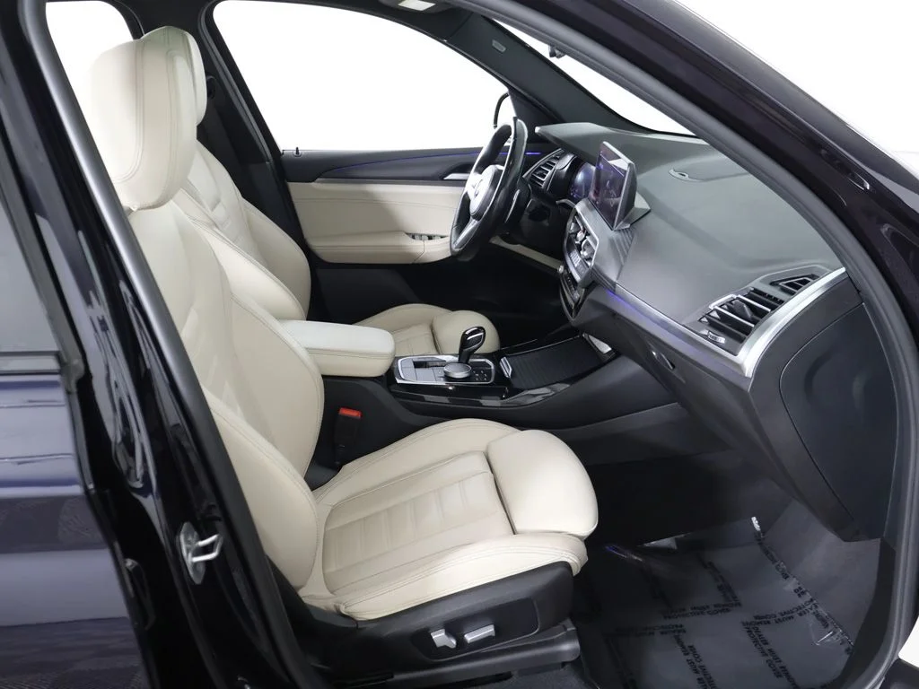 Used 2022 Carbon Black Metallic BMW xDrive30i image 33