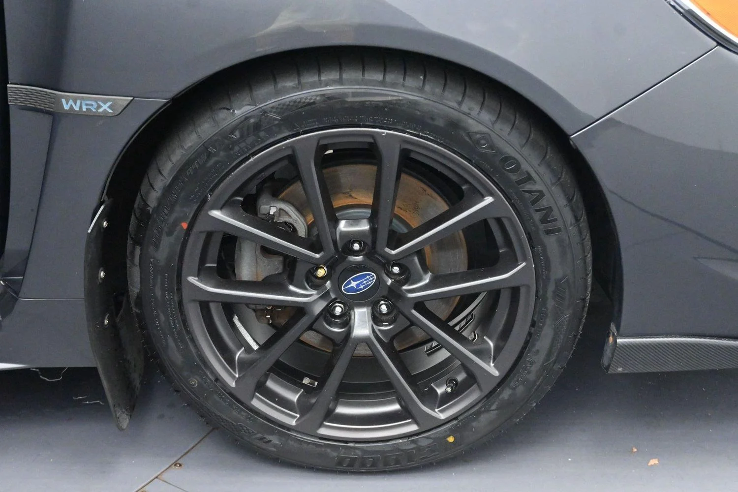 Used 2020 Magnetite Gray Metallic Subaru Premium image 30