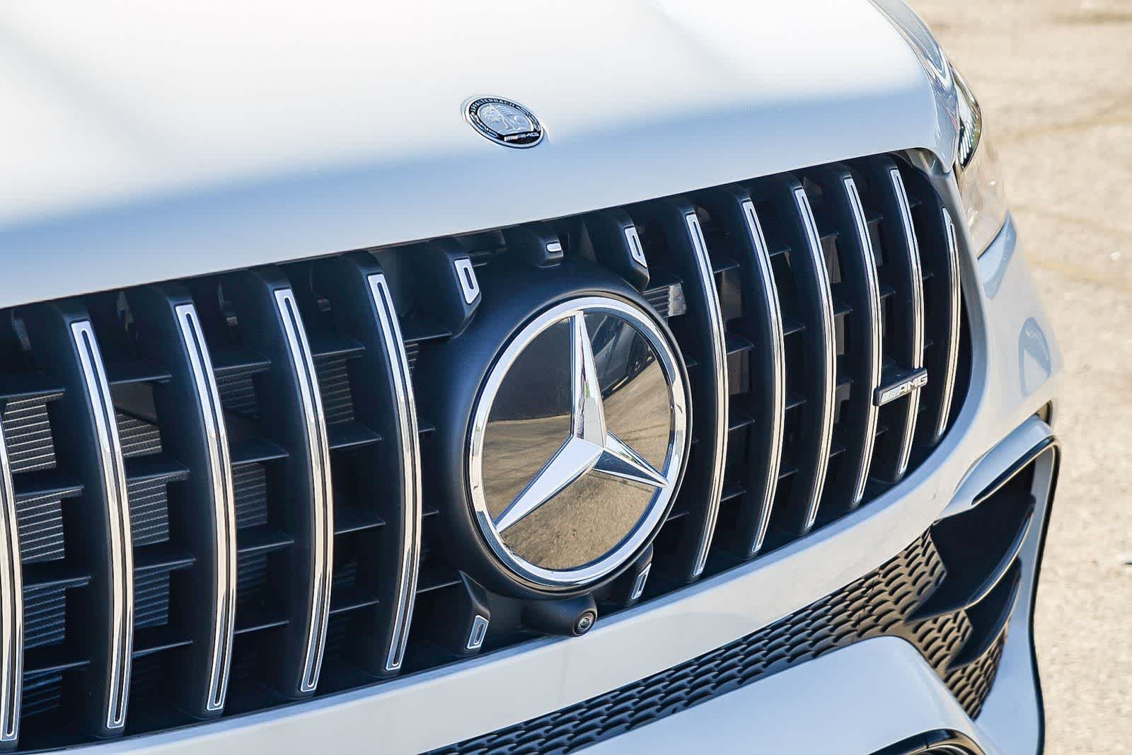 New 2026 Polar White Mercedes-Benz AMG® GLE 63 S image 9