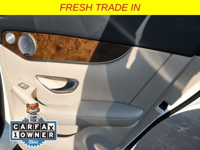 Used 2019 White Mercedes-Benz GLC 300 image 19