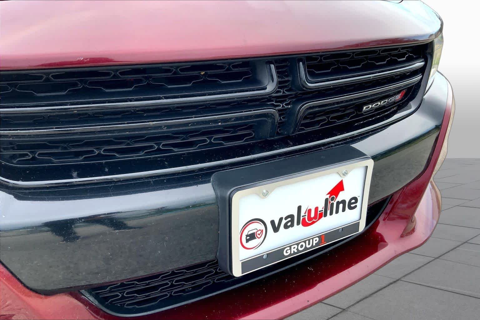 Used 2019 Octane Red Pearlcoat Dodge SXT image 29