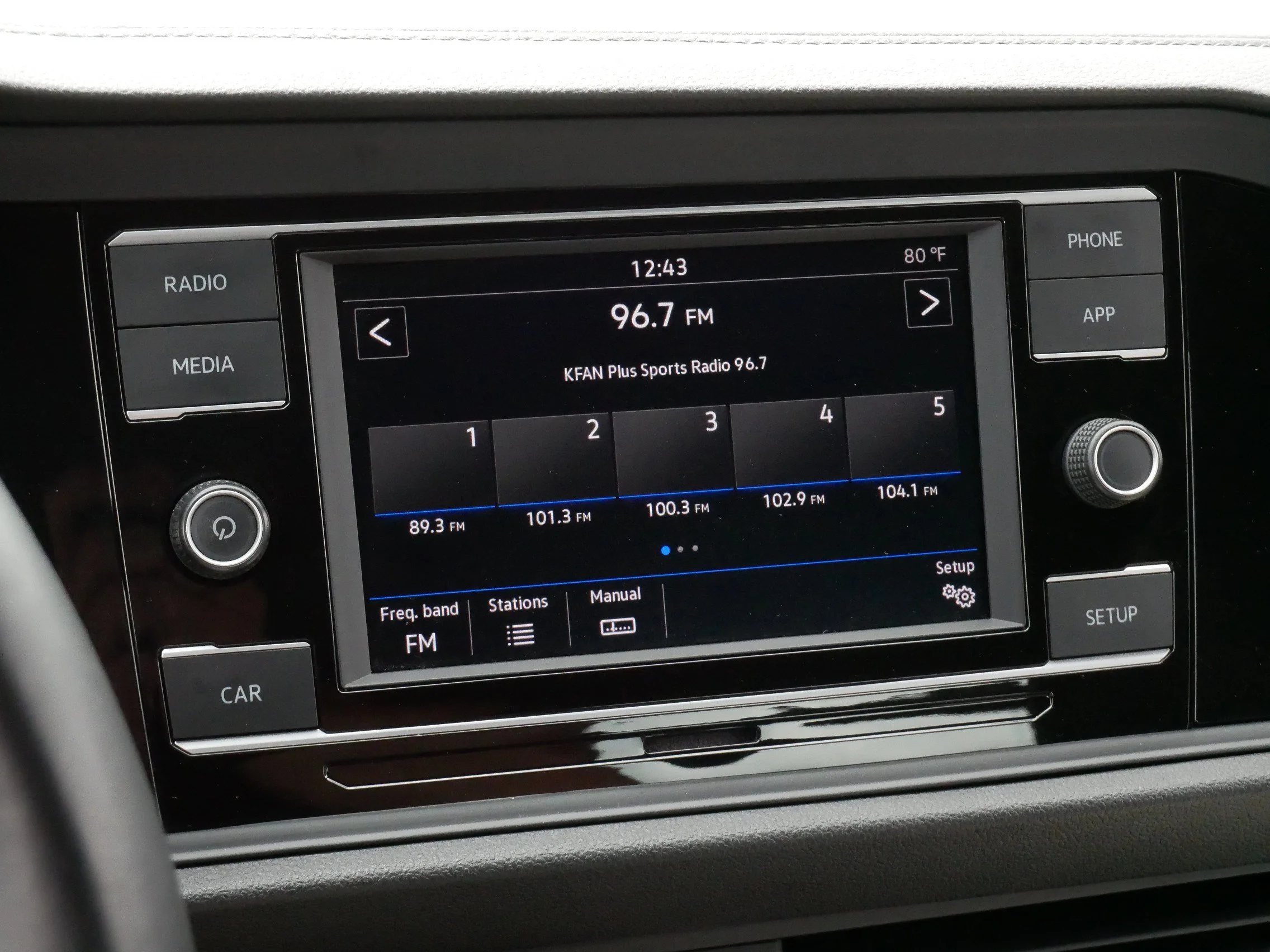 Used 2019 Deep Black Pearl Volkswagen R-Line image 22