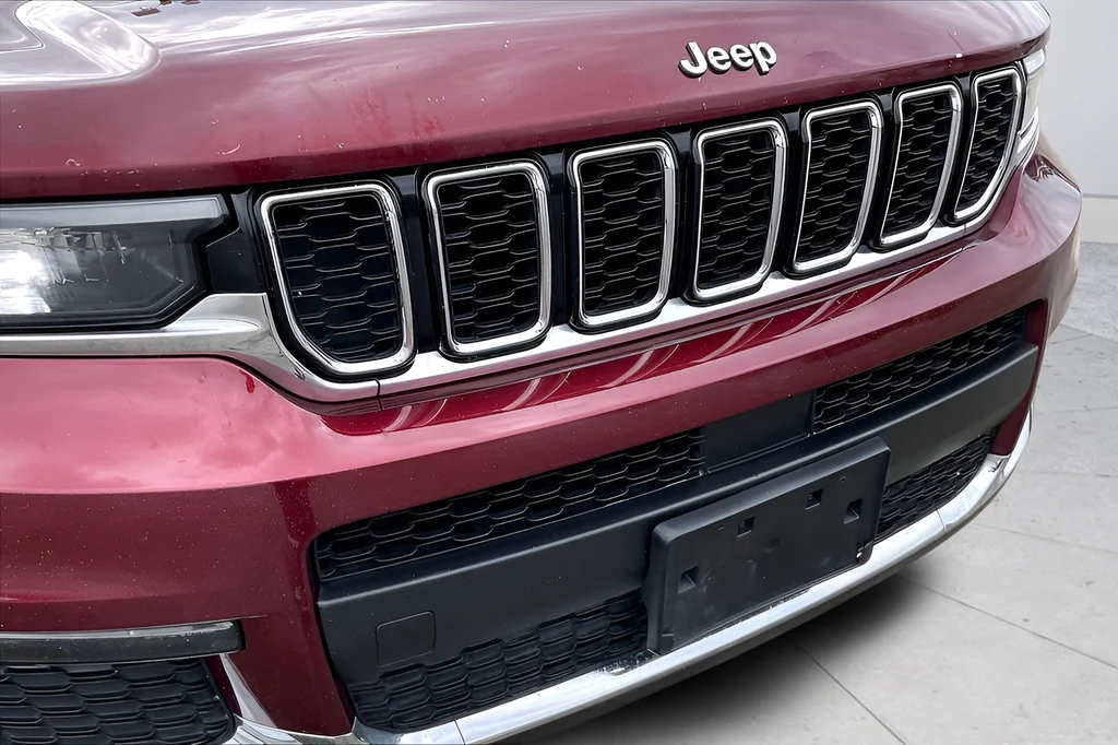 Used 2021 Red Jeep Limited image 35