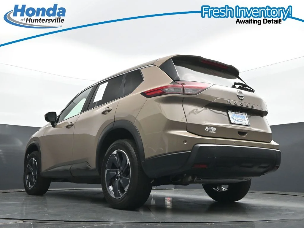 2025 Nissan Rogue SV - Photo 27