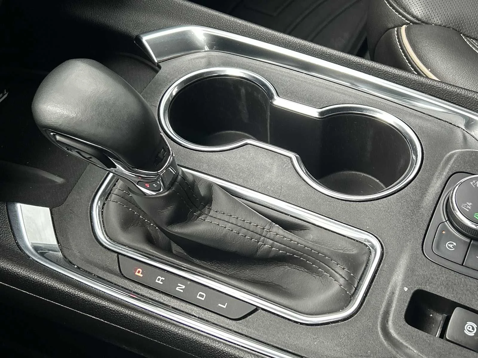 Used 2023 Mosaic Black Metallic Chevrolet Premier image 16