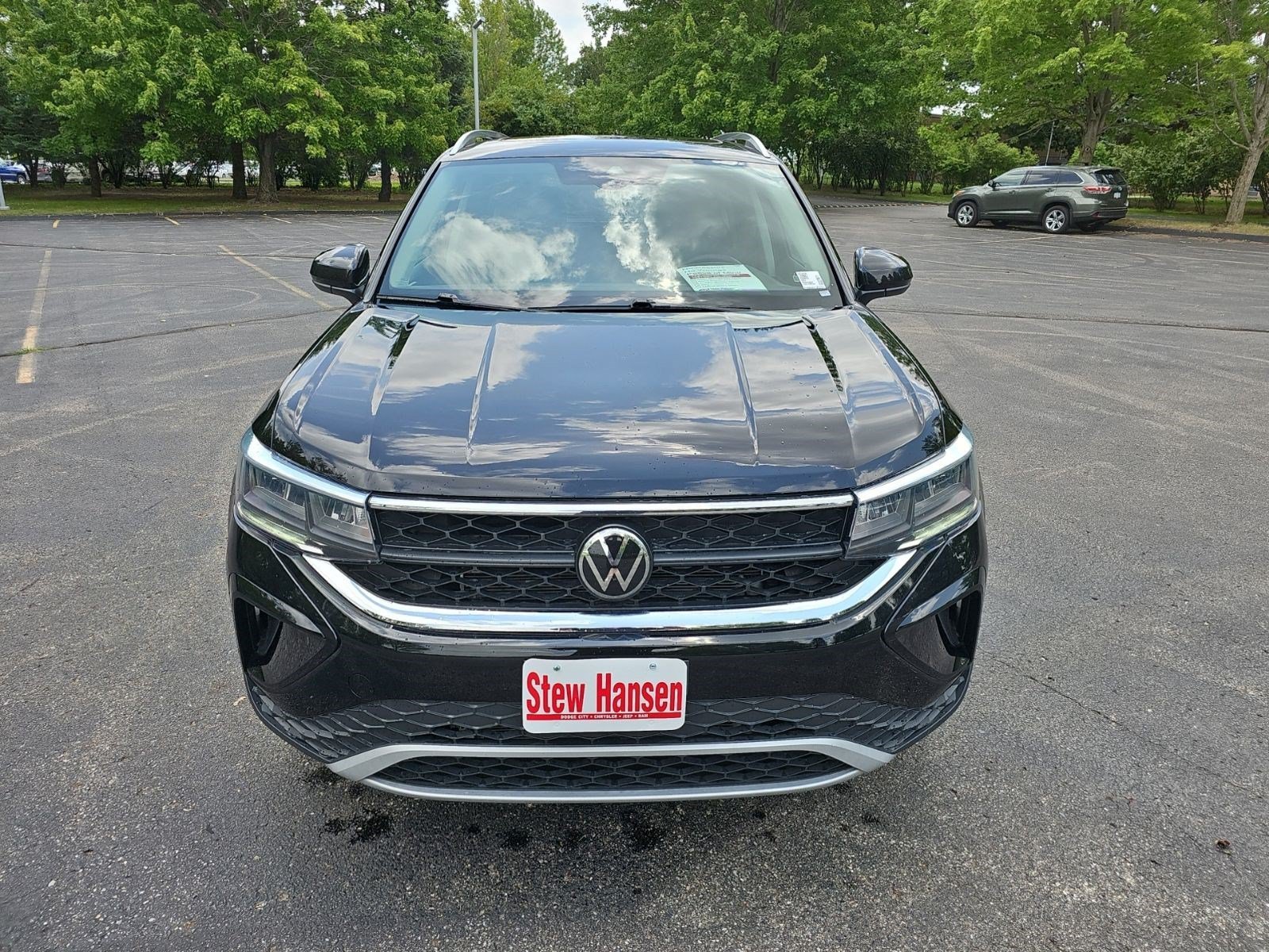 Used 2024 Black Volkswagen SE image 8
