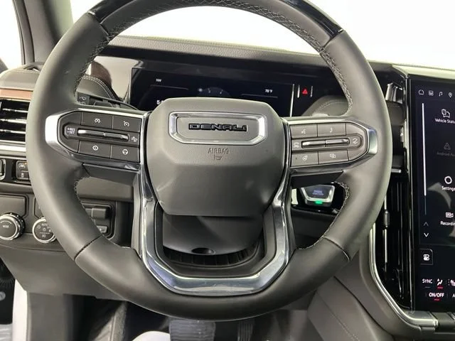2026 GMC Yukon XL Denali - Photo 19