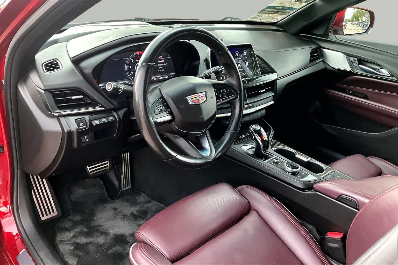Used 2022 Infrared Tintcoat Cadillac  image 18