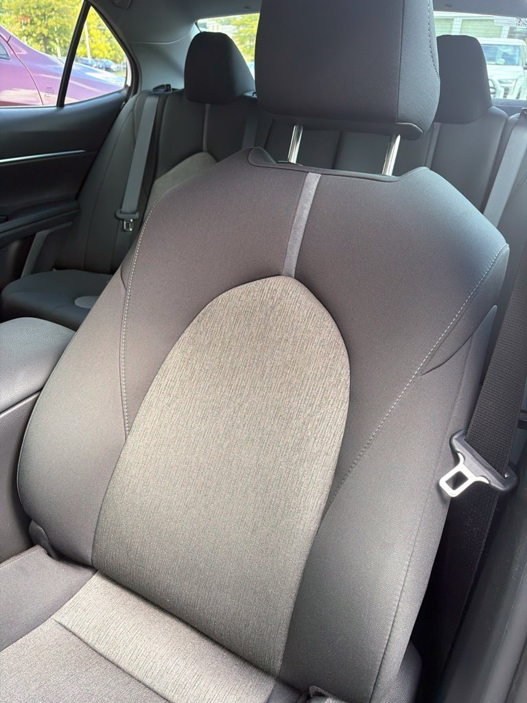 Used 2023 White Toyota LE image 5