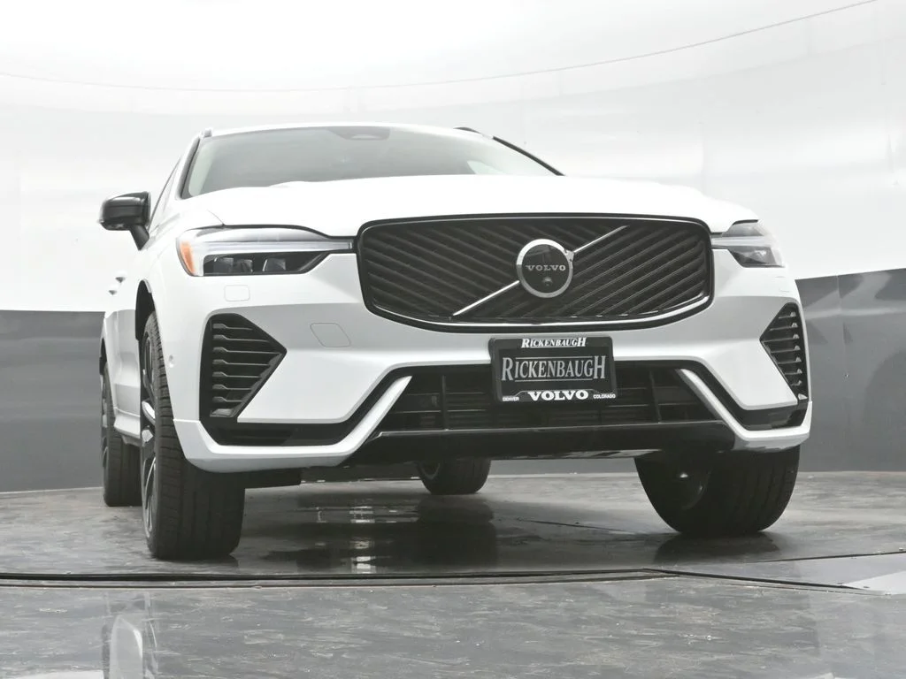 New 2026 Crystal White Volvo T8 Ultra image 20