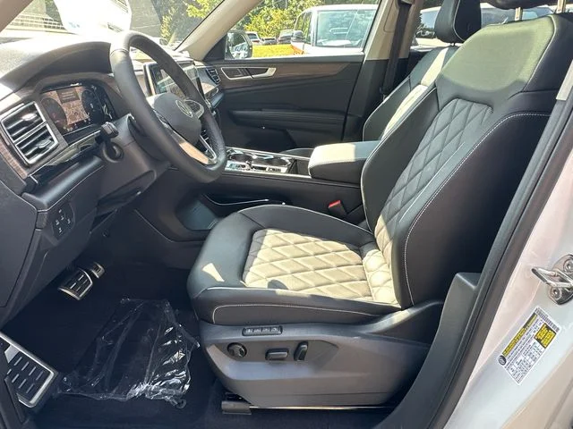 2026 Volkswagen Atlas SEL Premium R-Line - Photo 9