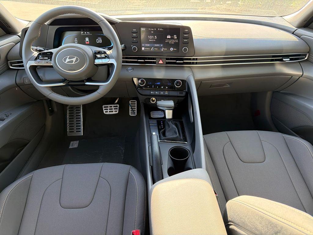 New 2026 Gray Hyundai SEL Sport image 22
