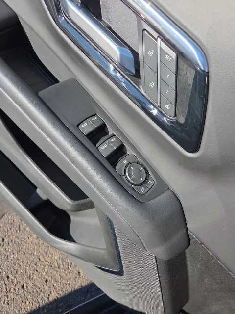 Used 2025 Dark Ash Metallic Chevrolet LT image 17